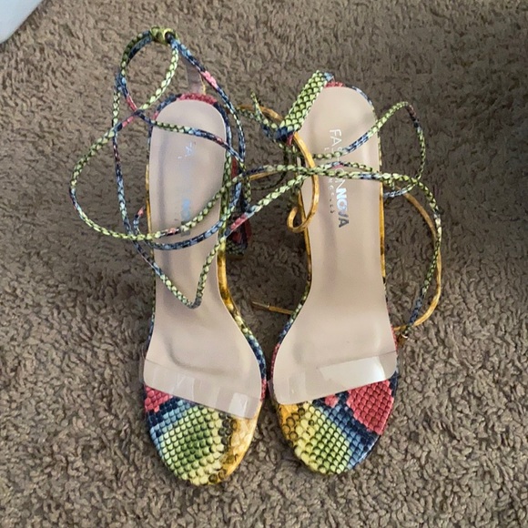 Multicolored snake print block heels - Picture 1 of 4